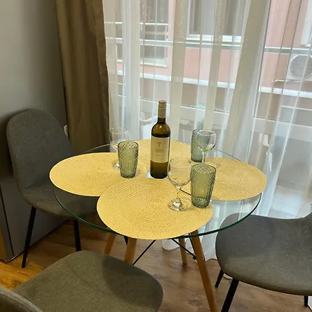 Apartman судио диксан *