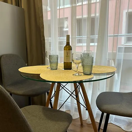 Apartman судио диксан *