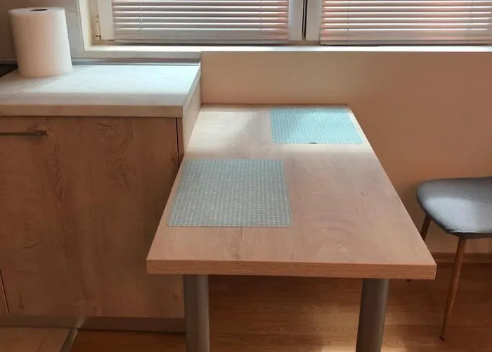 първа линия лазур Pomorie