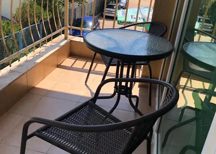 Apartamento първа линия лазур Pomorie